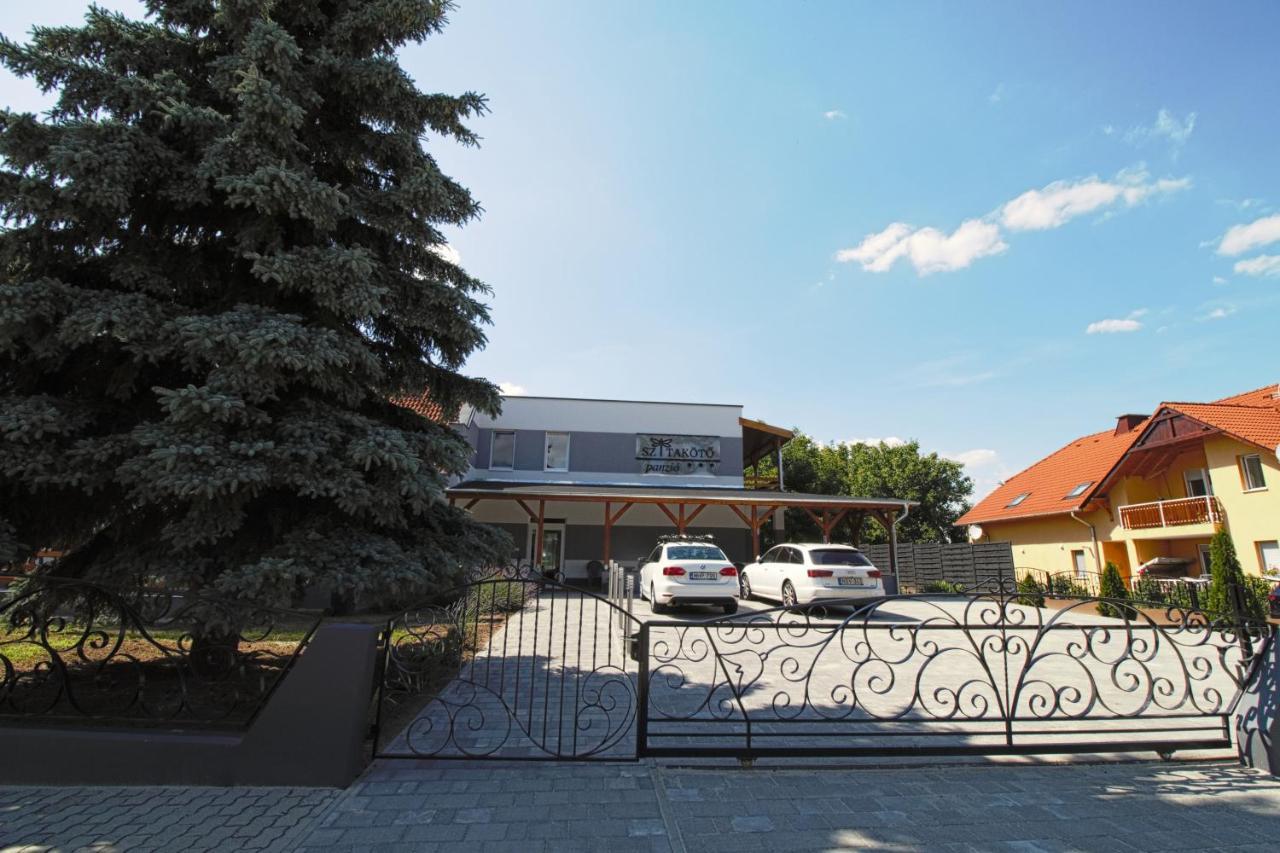 Hotel Szitakoeto Panzio à Tiszafüred Extérieur photo