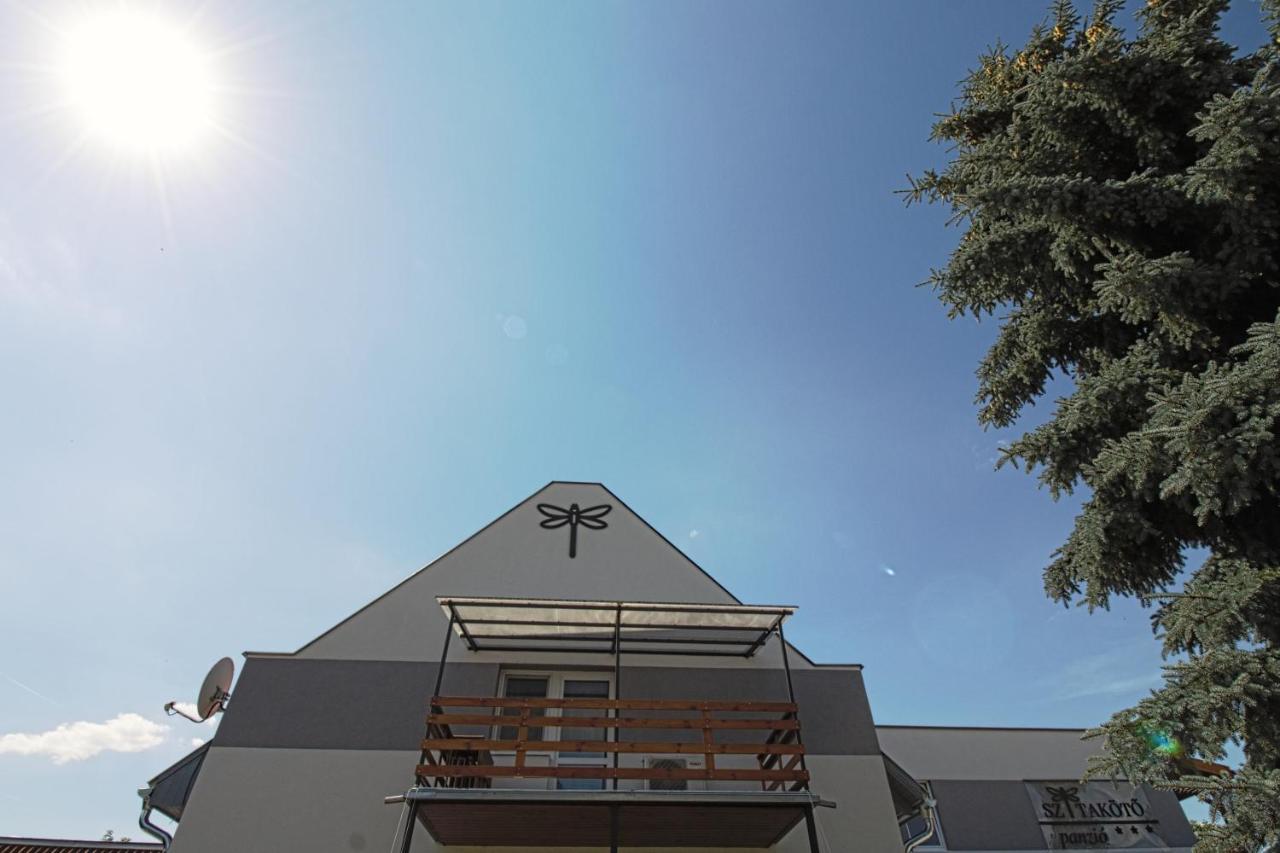 Hotel Szitakoeto Panzio à Tiszafüred Extérieur photo